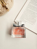 عطر زنانه مینی میس دیور بلومینگ ۳۵ میل شرکتی(اسکوپ)