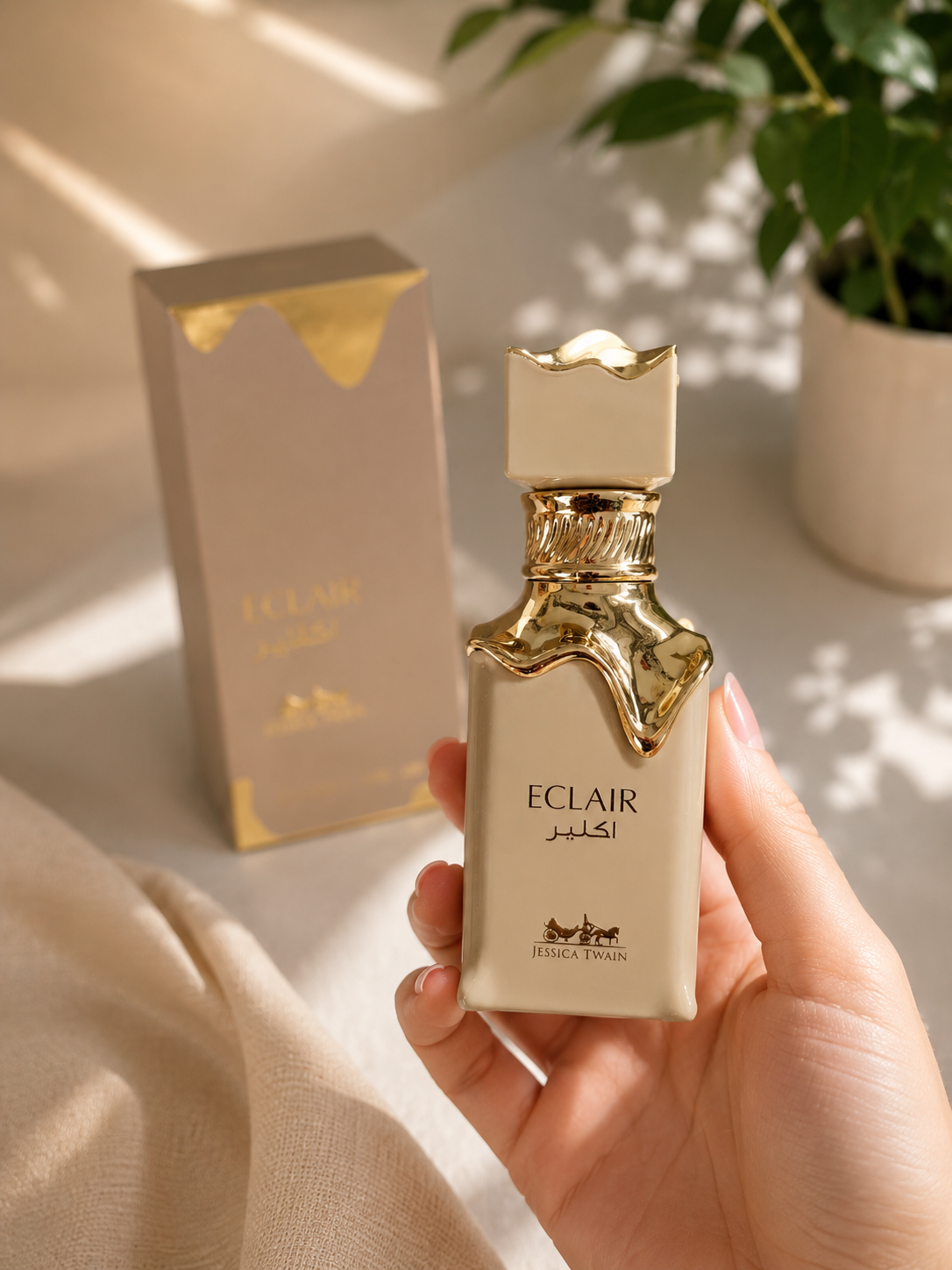 عطرمینی  زنانه اکلایر(Eclaire)۳۵ میل شرکتی جسیکا تویین